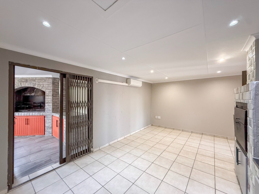 3 Bedroom Property for Sale in Melodie North West